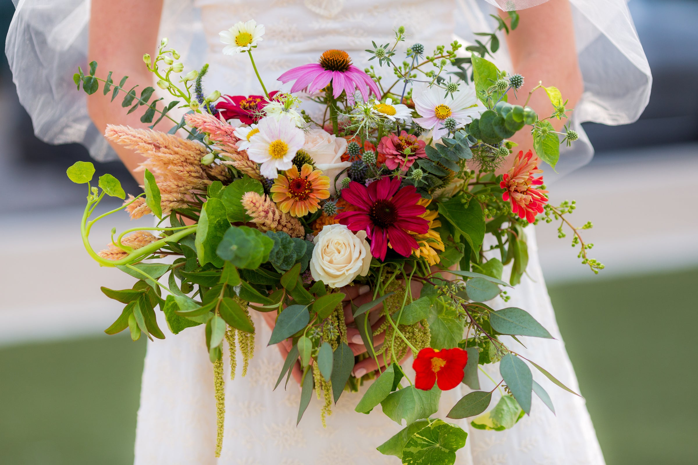 A La Carte Wildflower — Mum's Weddings